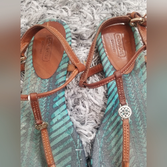 COACH SHIRLEY LEATHER HERITAGE Wrap flat WOMEN.....🙎‍♀️🥰😍 - Picture 3 of 7